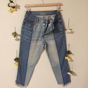 American Eagle two toned jeans 🦅